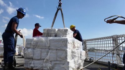 Coast Guard offloads $140M worth of narcotics at Port Everglades