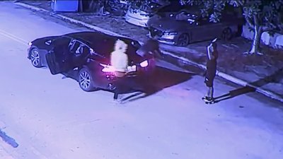 Suspect killed man for gold chain, then took selfies with it: Prosecutors