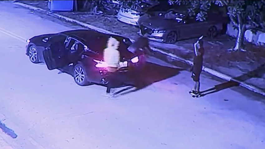 Suspect killed man for gold chain, then took selfies with it: Prosecutors