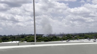 RAW: Wildfire burns in Southwest Miami-Dade