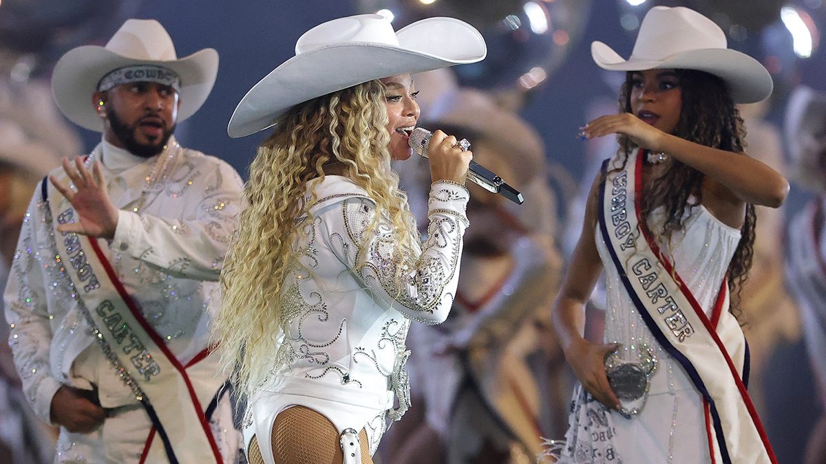Beyoncé’s daughter Blue Ivy reacts to being called her 'manager'