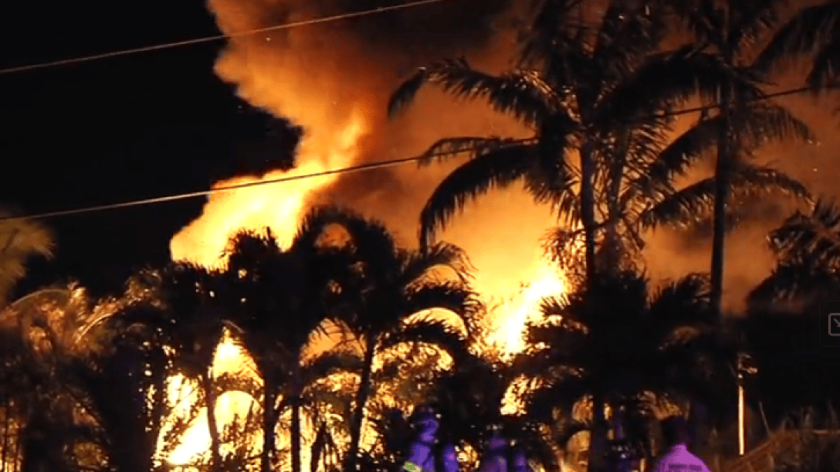 3 displaced after mobile homes catch fire in SW Miami-Dade – NBC 6 ...