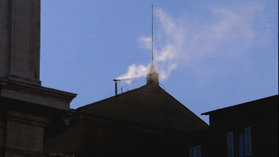 White smoke indicates new pope has been chosen on second day of conclave