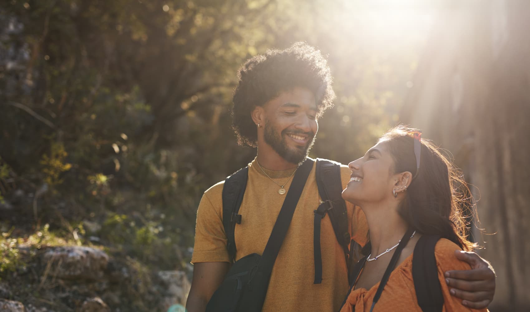 People in the happiest relationships never do these 4 things, therapist says