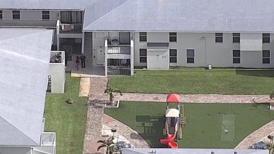 2 kids shot outside apartment complex in Lauderhill: Police