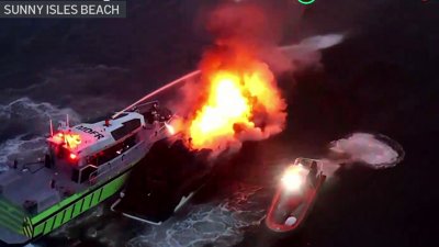 Yacht catches fire in Sunny Isles Beach