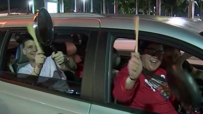 Panthers fans celebrate team's second consecutive Stanley Cup win