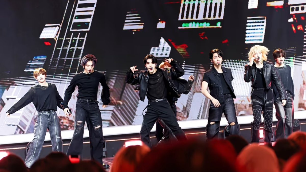 K-pop has been banned in China for almost a decade. Until now, maybe.