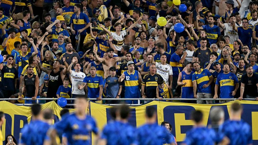 Boca Juniors fans cheer for their team during the warm up of the FIFA Club World Cup 2025 Group C football match between Germany’s Bayern Munich and Argentina’s Boca Juniors at the Hard Rock stadium in Miami on June 20, 2025. (Photo by PATRICIA DE MELO MOREIRA / AFP) (Photo by PATRICIA DE MELO MOREIRA/AFP via Getty Images)