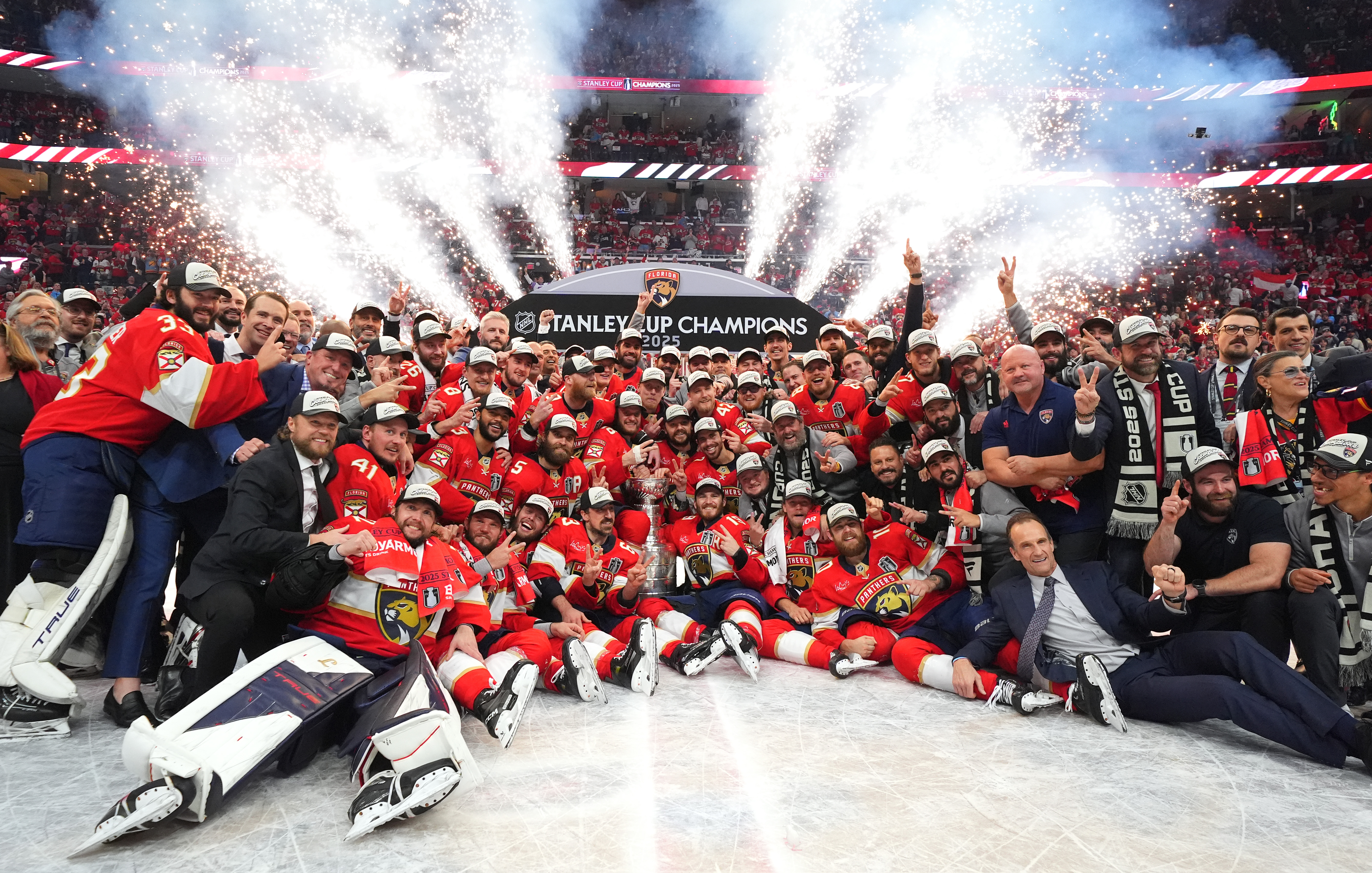 IN PHOTOS: Florida Panthers celebrate 2nd consecutive Stanley Cup win