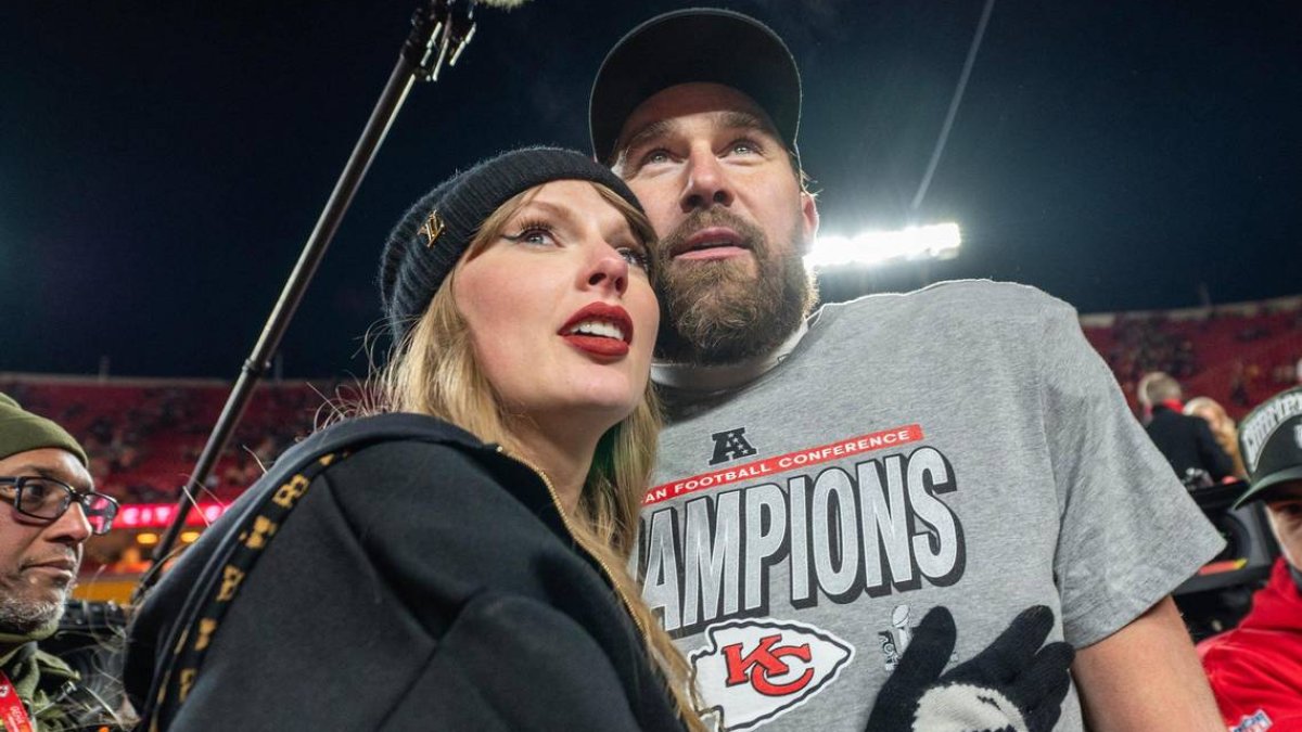 Will Taylor Swift be on Travis Kelce’s podcast? Easter eggs revealed Will Taylor Swift be on Travis Kelce’s podcast? Easter eggs revealed