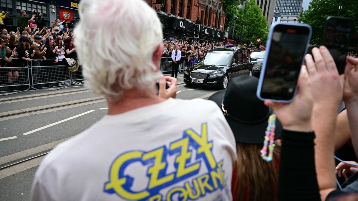 Birmingham, the home of metal, honors Ozzy Osbourne as hearse passes through