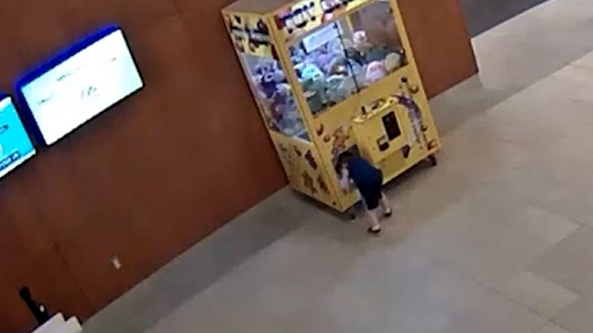 Watch: Ohio boy freed safely from claw machine after getting stuck