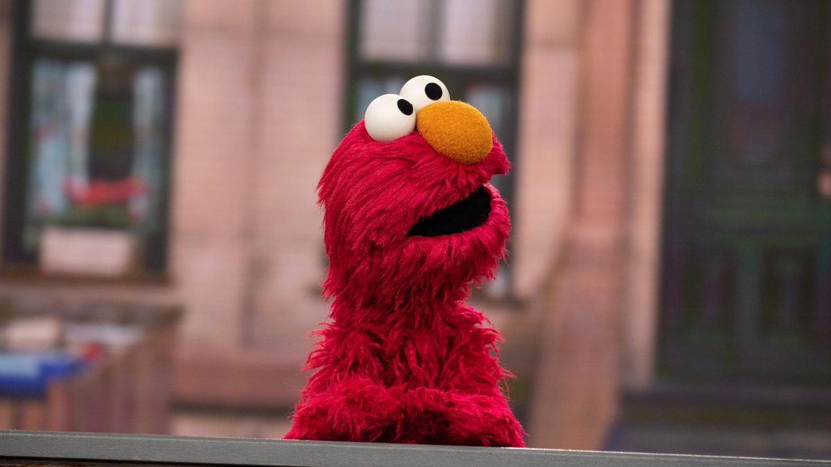 Elmo X account posts antisemitic messages and calls out Donald Trump during hack Elmo X account posts antisemitic messages and calls out Donald Trump during hack