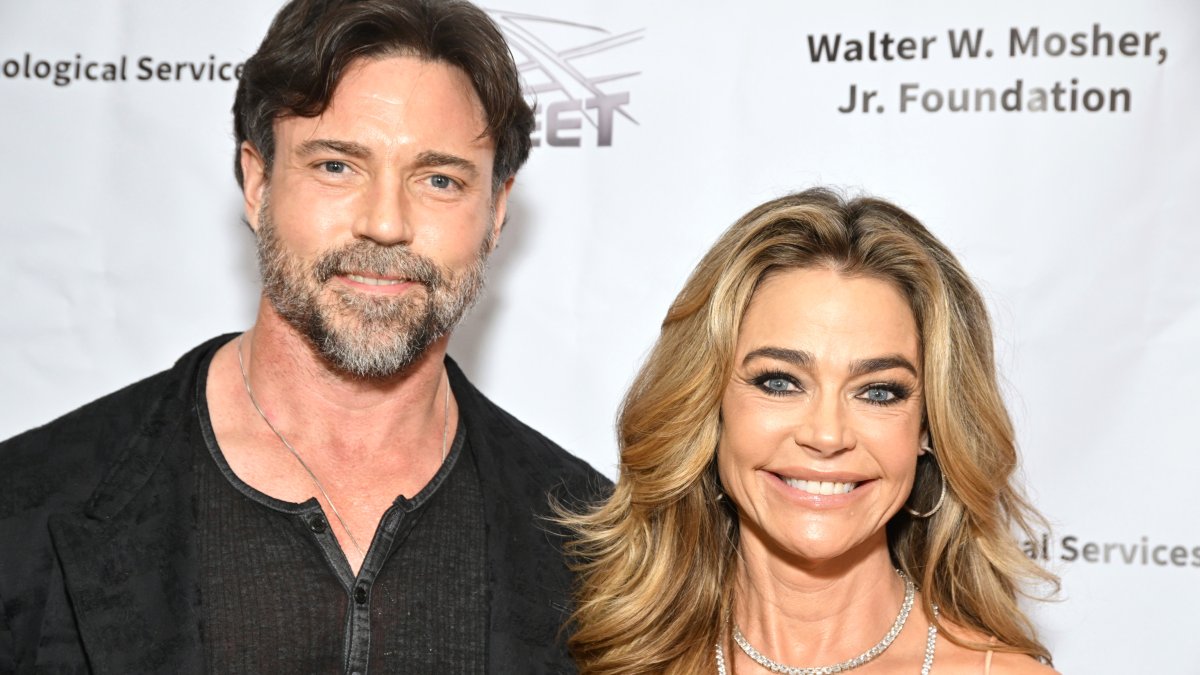 Denise Richards, Aaron Phypers break up, divorce after 6 years