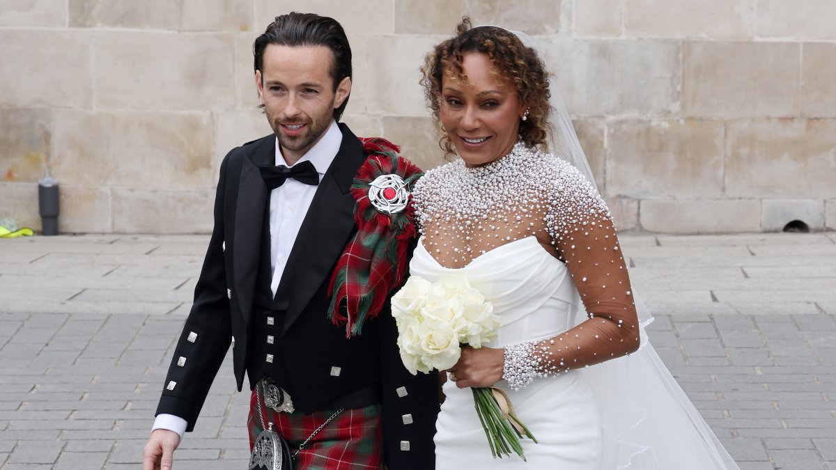 Mel B marries Rory McPhee in London Mel B marries Rory McPhee in London