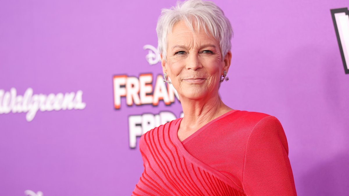 Why Jamie Lee Curtis says she's been 'self-retiring for 30 years'