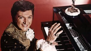 Liberace Ruffle Detroit man accused of setting fire to his Liberace-inspired home – NBC ...
