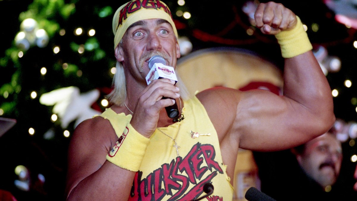WWE, Ric Flair and wrestling stars react to death of wrestling legend Hulk Hogan