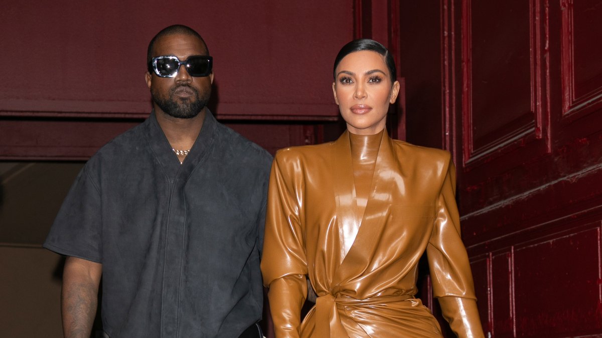 Kim Kardashian cries over Kanye West in explosive documentary trailer Kim Kardashian cries over Kanye West in explosive documentary trailer