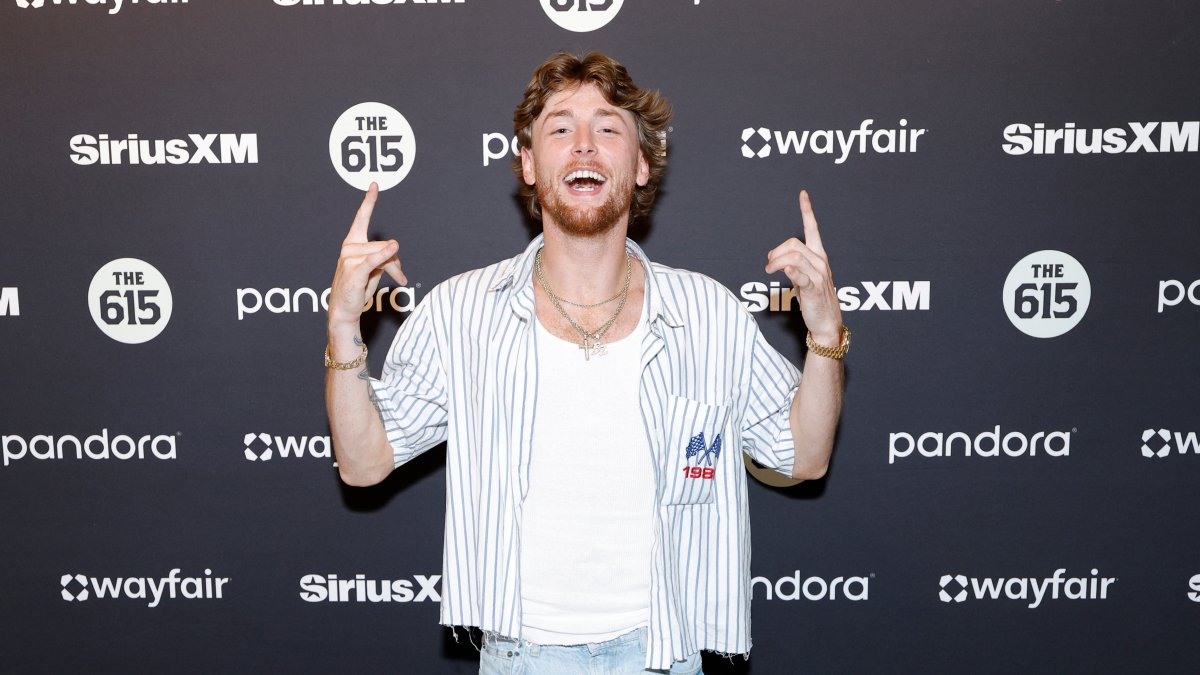 From a job at a meat processing plant to country music stardom, Bailey Zimmerman is figuring it out From a job at a meat processing plant to country music stardom, Bailey Zimmerman is figuring it out