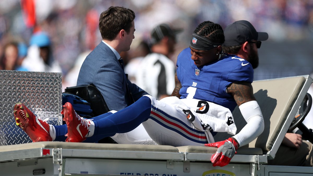 Giants WR Malik Nabers carted off after suffering knee injury NBC 6