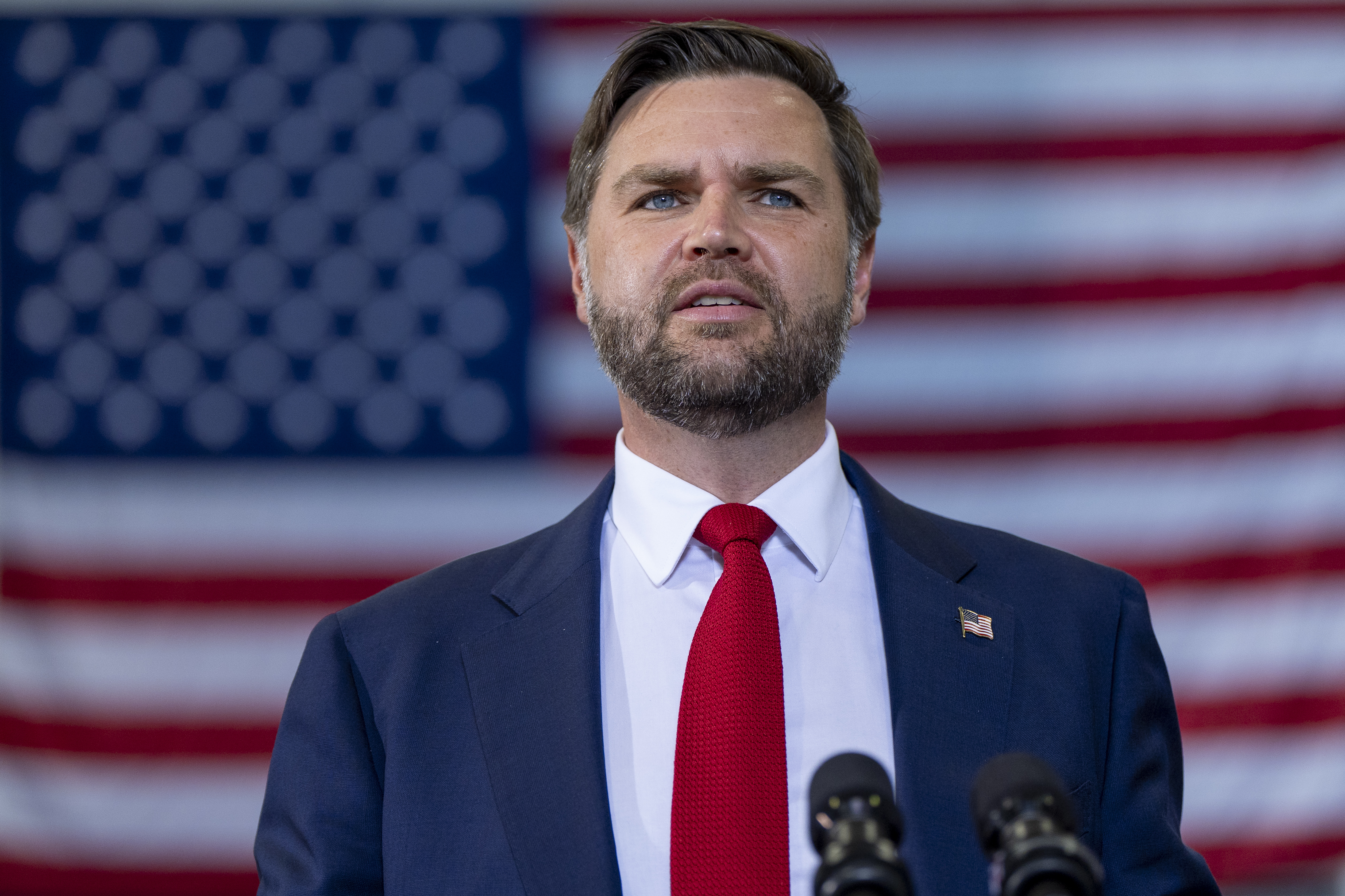 Vance says pregnant women should 'follow your doctor' when it comes to Tylenol