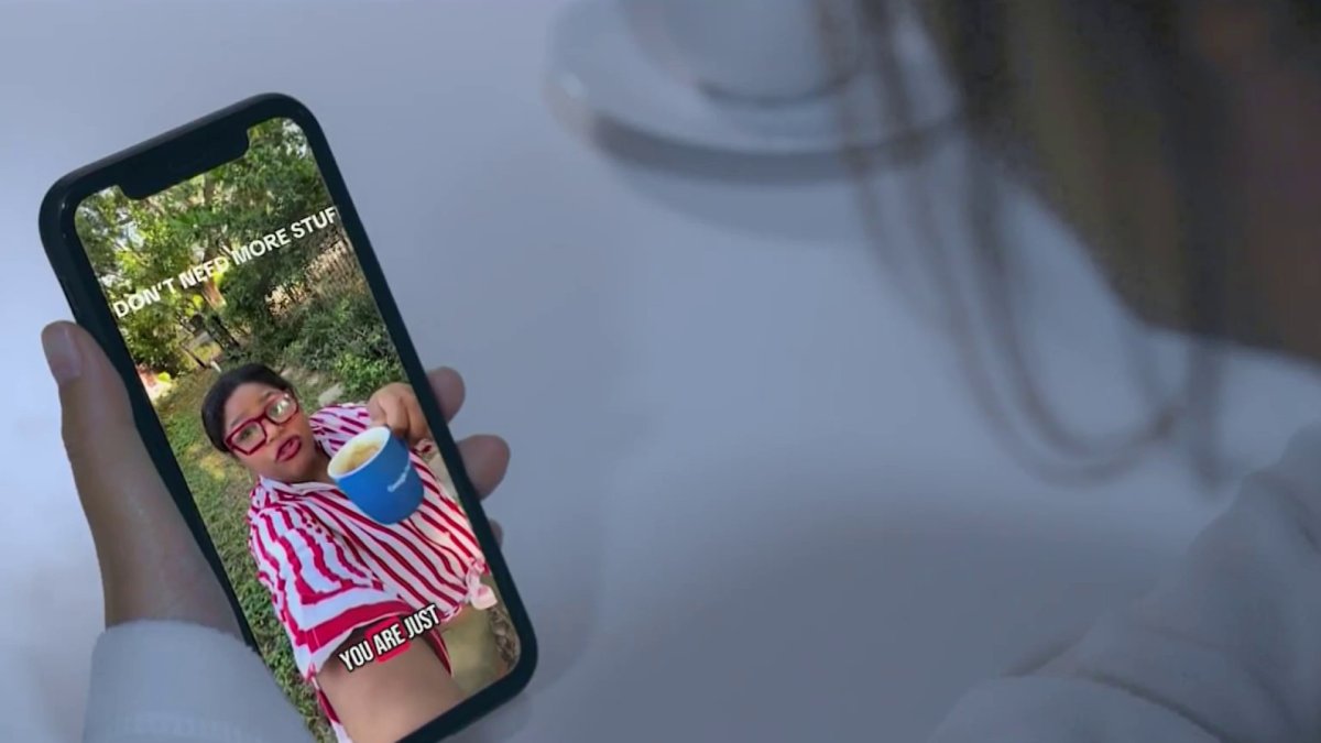 Miami 'deinfluencer' encourages you to spend less and save more