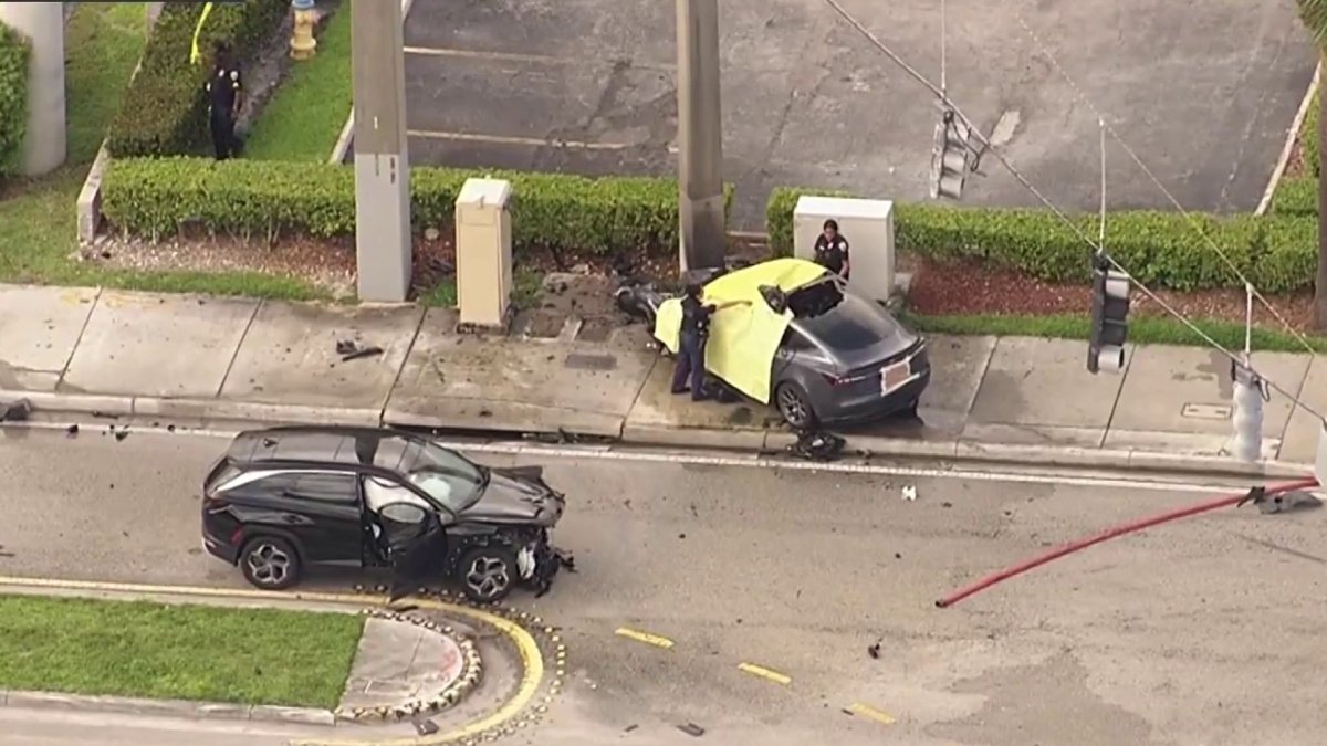 Crews respond to fiery crash in North Miami Beach – NBC 6 South Florida