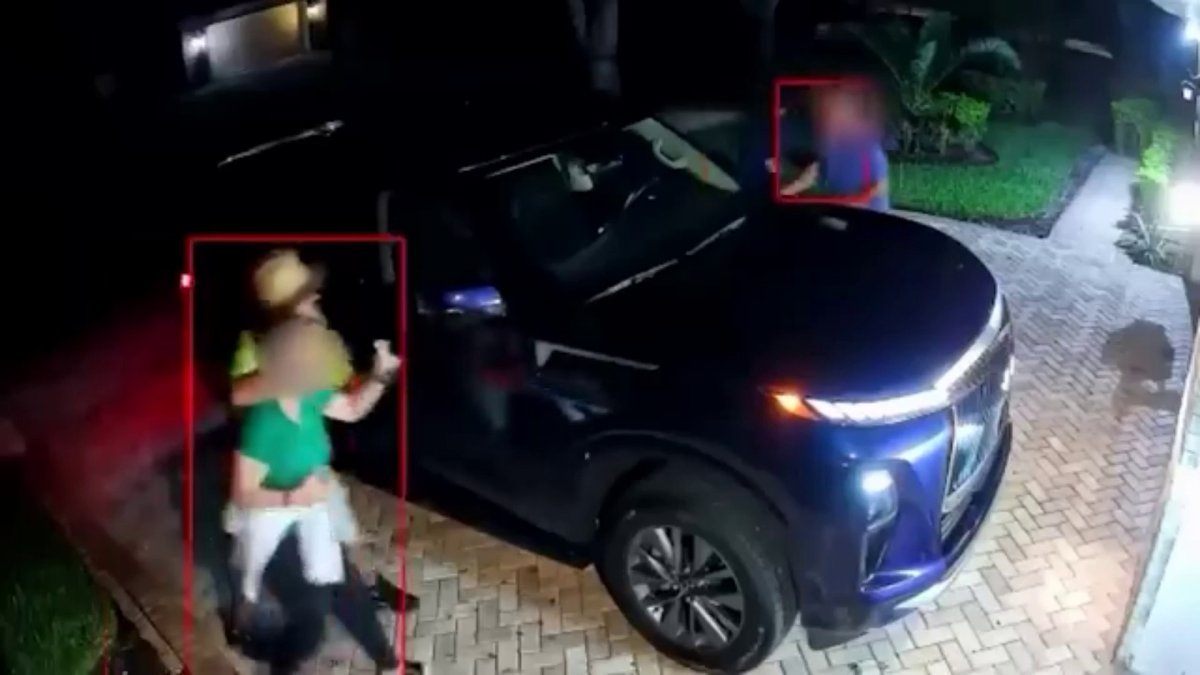2 arrested in frightening Florida armed home invasion caught on camera ...
