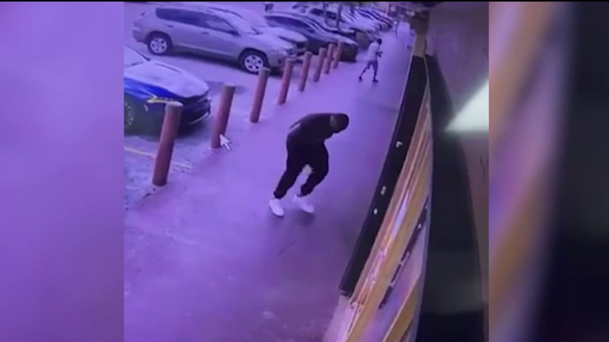 Suspect arrested in Lauderdale Lakes shopping plaza shooting caught on ...