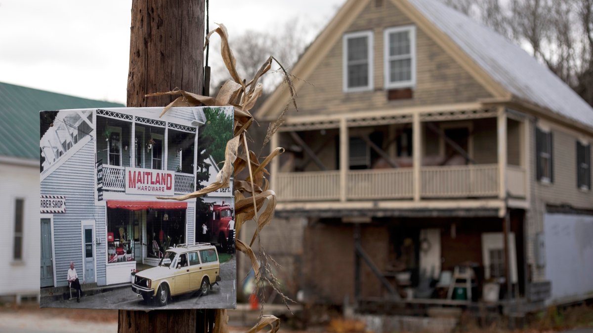 Vermont town draws 'Beetlejuice' fans to iconic horror movie site Vermont town draws 'Beetlejuice' fans to iconic horror movie site