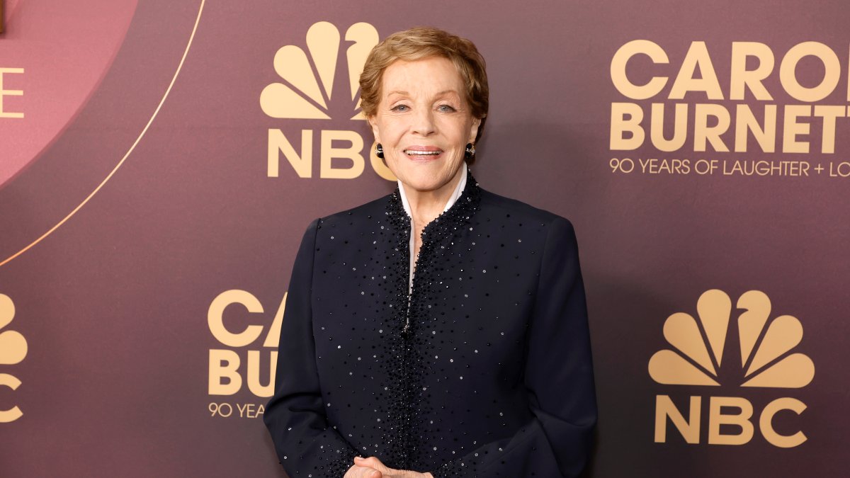 Julie Andrews gives rare update on life at 90 Julie Andrews gives rare update on life at 90