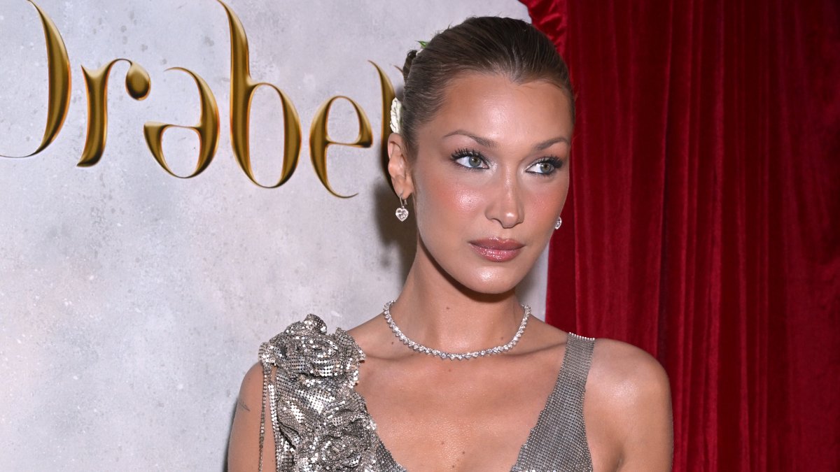 Bella Hadid details 'all-consuming' battle with depression and anxiety Bella Hadid details 'all-consuming' battle with depression and anxiety