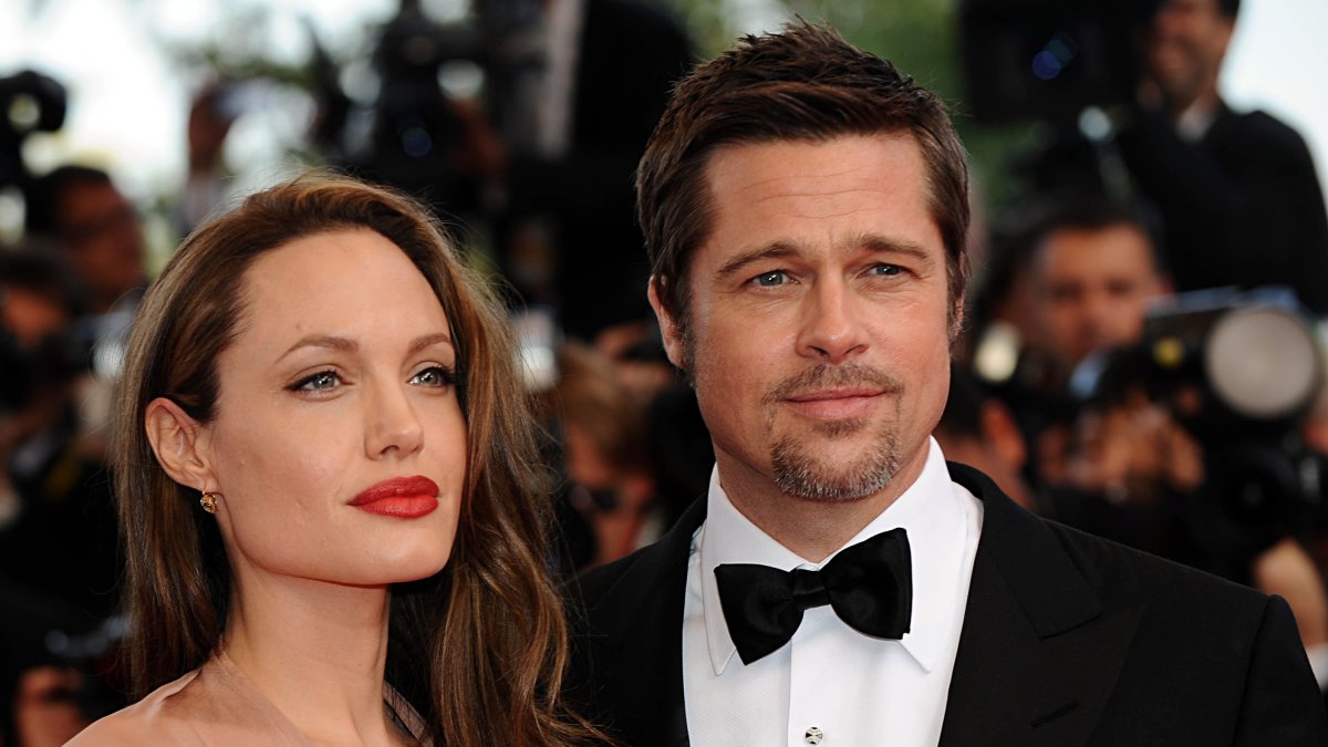 Angelina Jolie addresses 'painful events' leading to Brad Pitt divorce Angelina Jolie addresses 'painful events' leading to Brad Pitt divorce