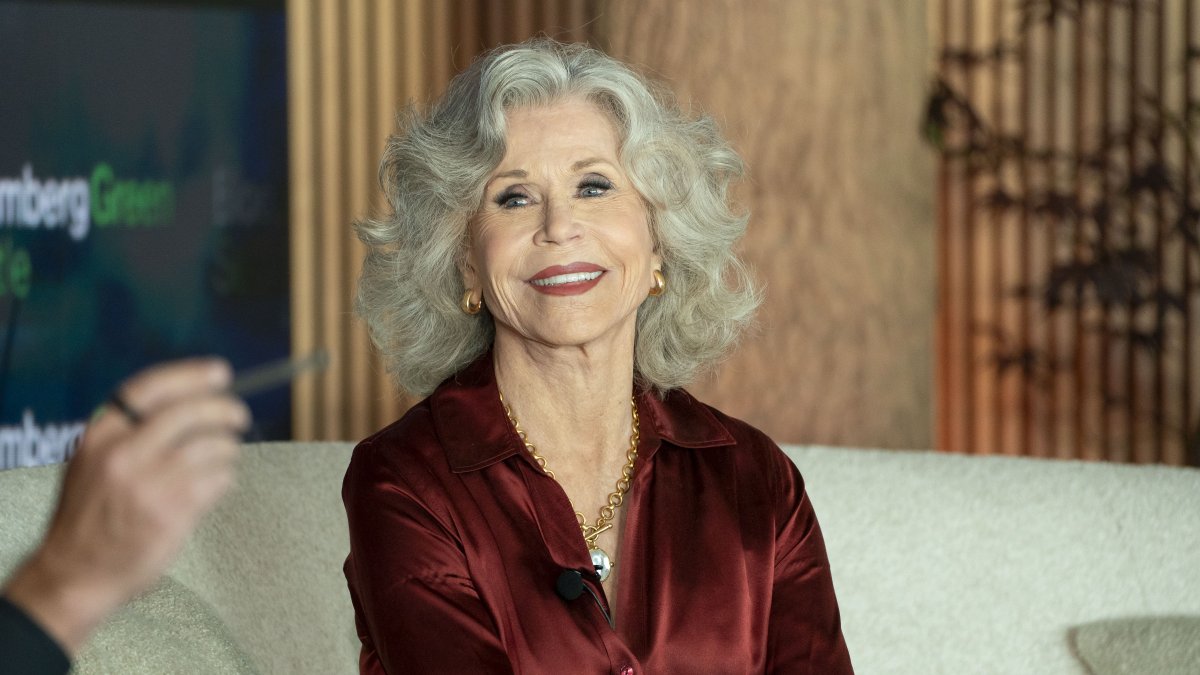Jane Fonda relaunches her father's McCarthy-era free speech initiative Jane Fonda relaunches her father's McCarthy-era free speech initiative