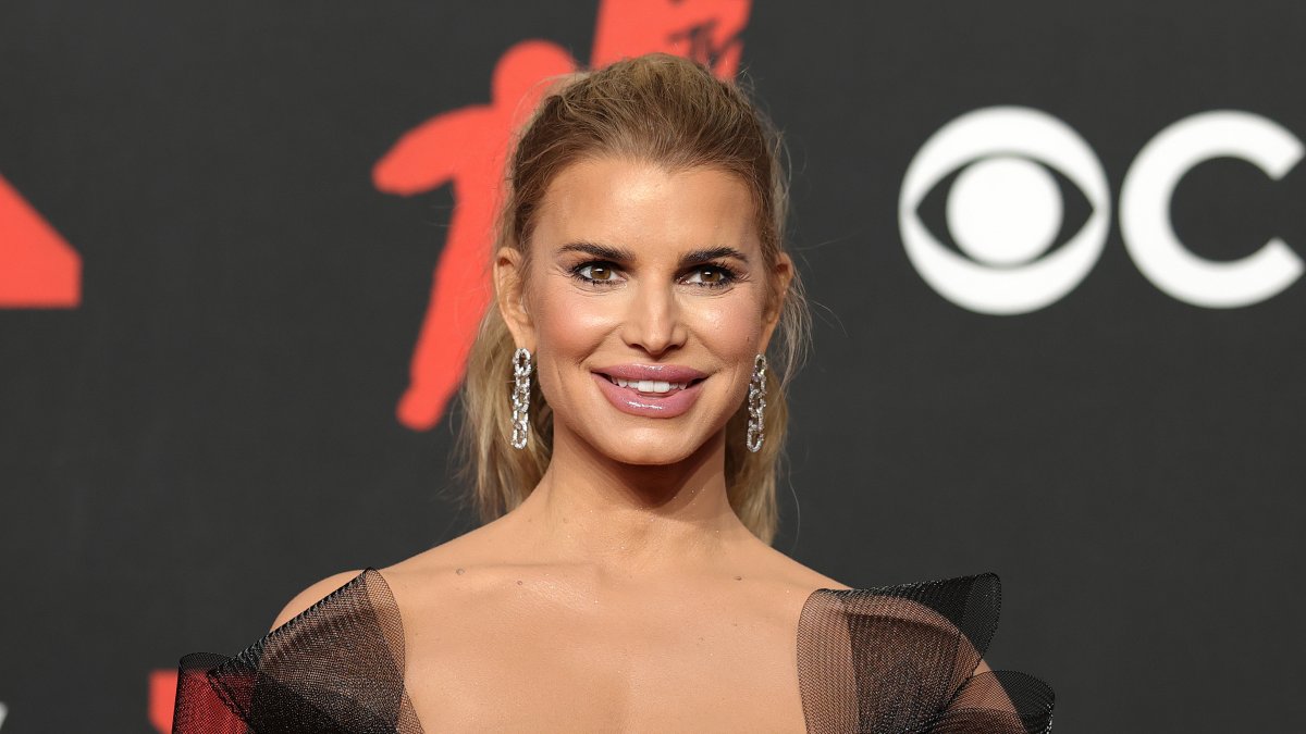 Jessica Simpson's daughter dressed up as her mom for spirit day: See the outfit Jessica Simpson's daughter dressed up as her mom for spirit day: See the outfit