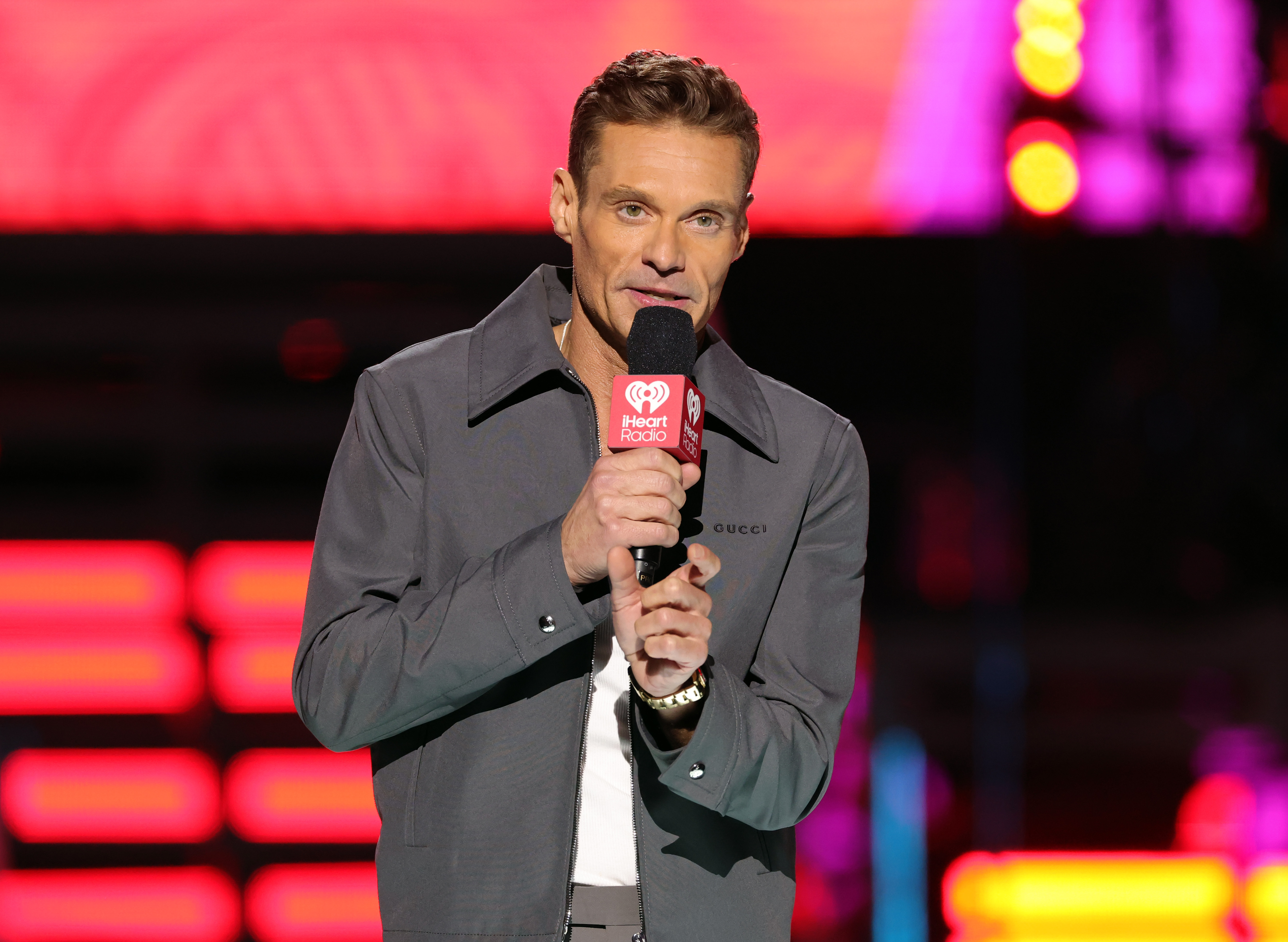 Ryan Seacrest shares dad Gary Lee Seacrest has died