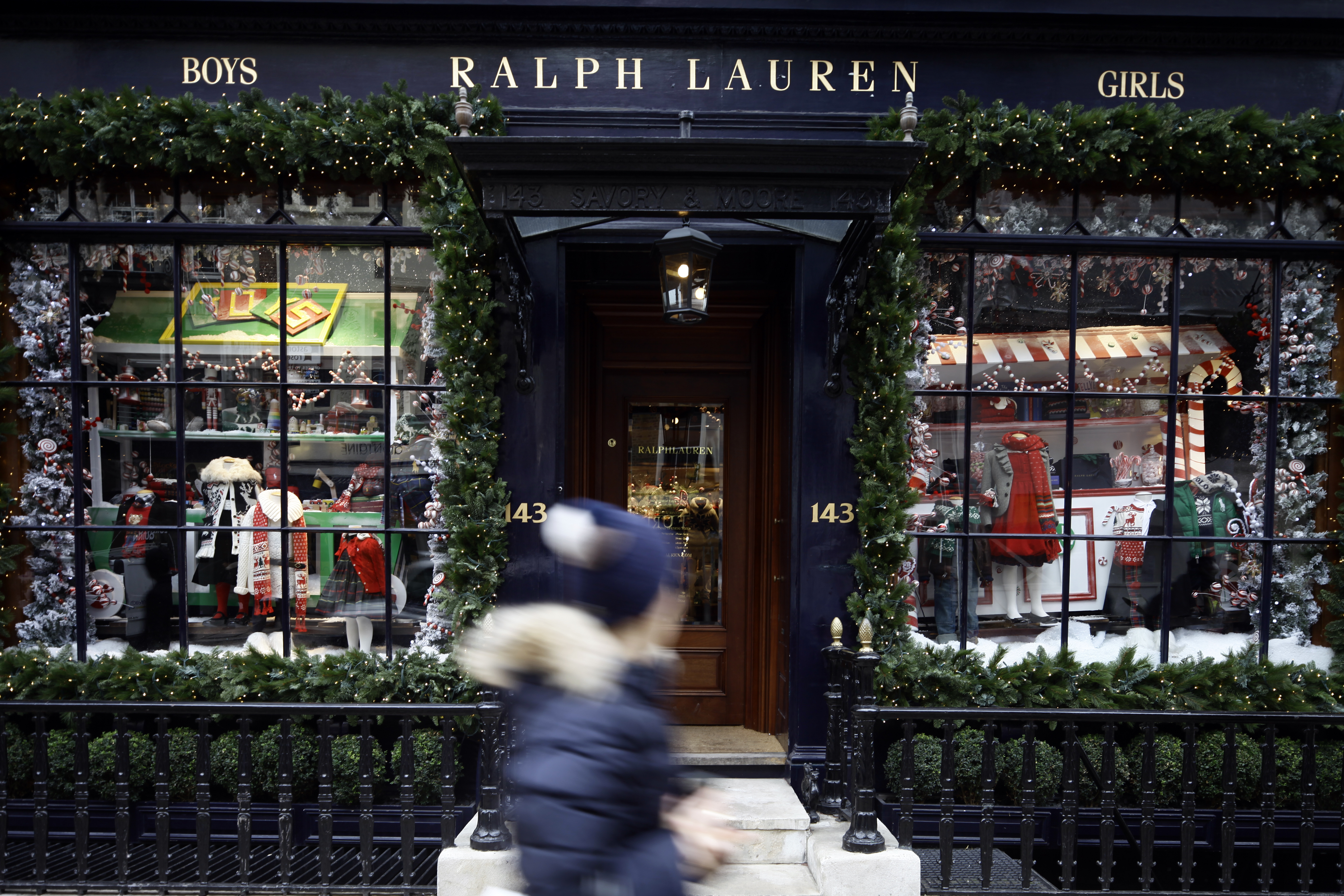 How to have a 'Ralph Lauren Christmas', according to a former employee