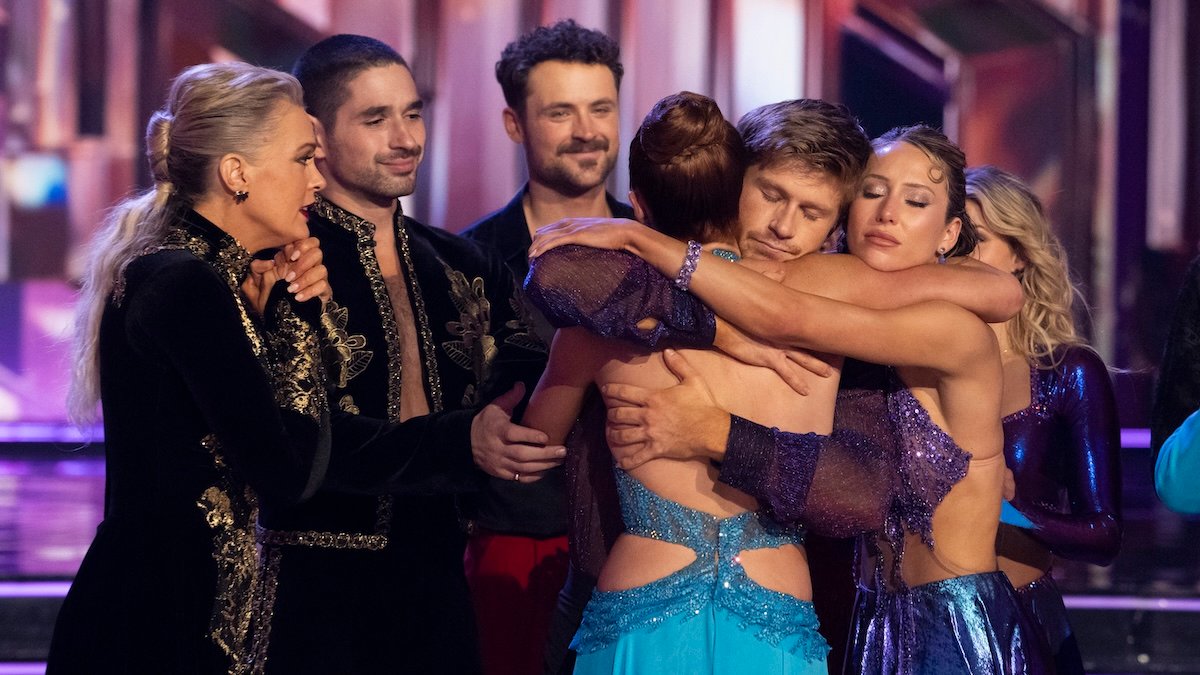 'Dancing With the Stars' makes shocking elimination. See who is headed to the finale
