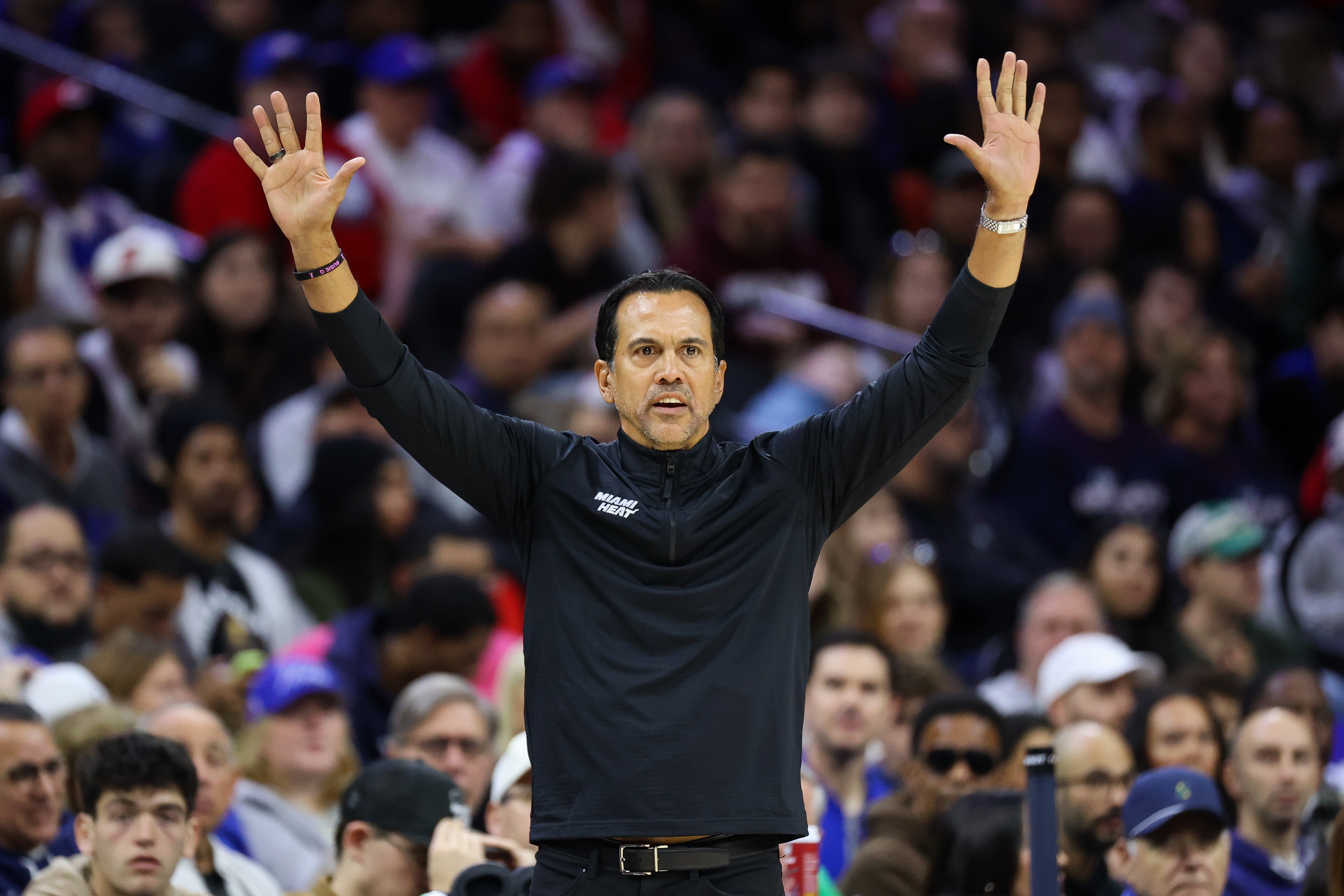 Erik Spoelstra gets 800th win, Tyler Herro scores 29 and Heat edge Bucks in NBA Cup matchup