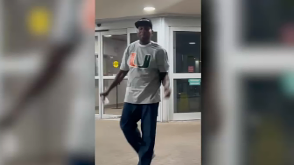 According to police, Tavares Hutchinson committed an armed robbery back in 1999 and stole a wedding ring and a gold necklace, but he said that that wasn’t...