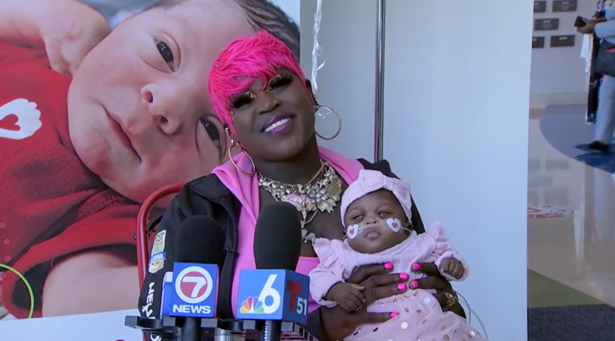 Mom rejoices as smallest surviving baby born at Memorial Healthcare heads home
