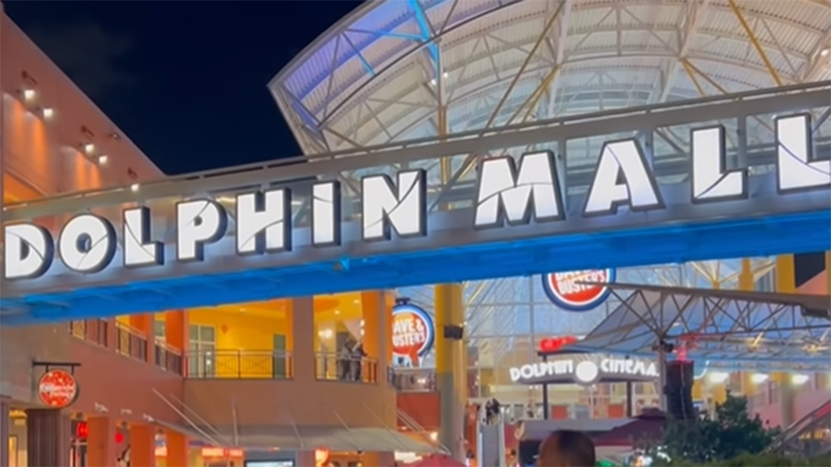 5 Argentinian tourists accused of stealing from multiple Dolphin Mall stores