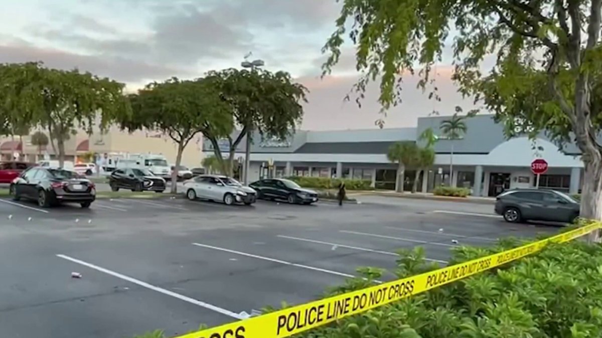 Second man arrested in deadly double shooting outside Pembroke Pines sports bar
