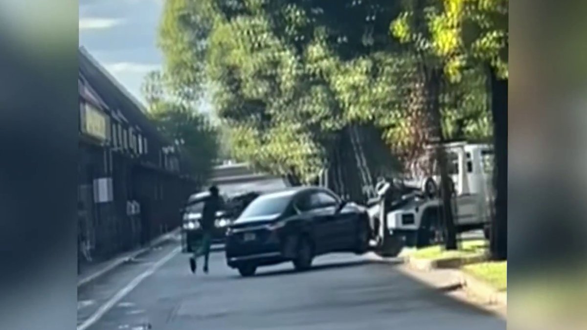 Tow truck driver accused of hauling away car with kid inside – NBC 6 ...