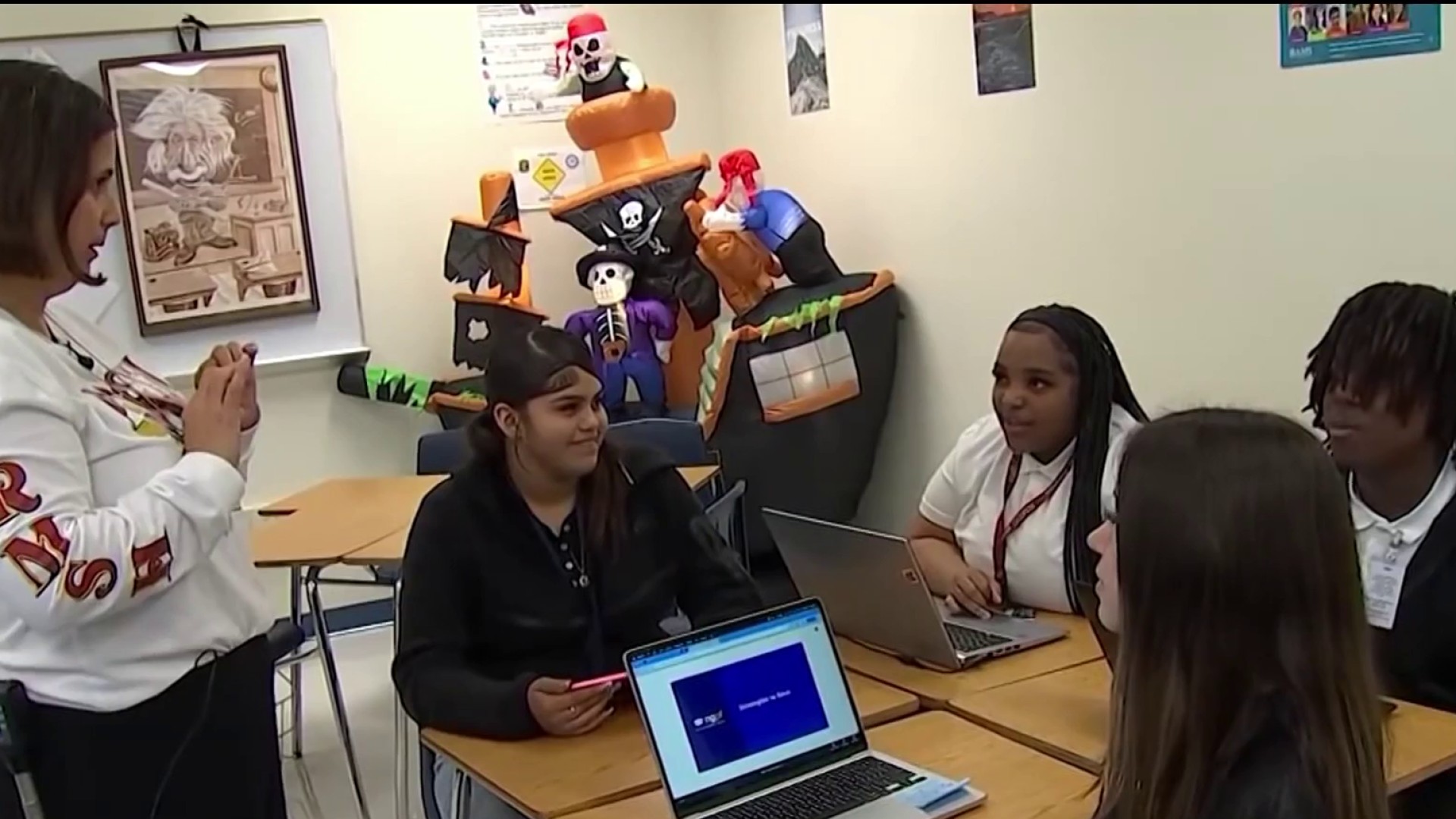 Florida's public high school students benefitting from financial literacy requirement