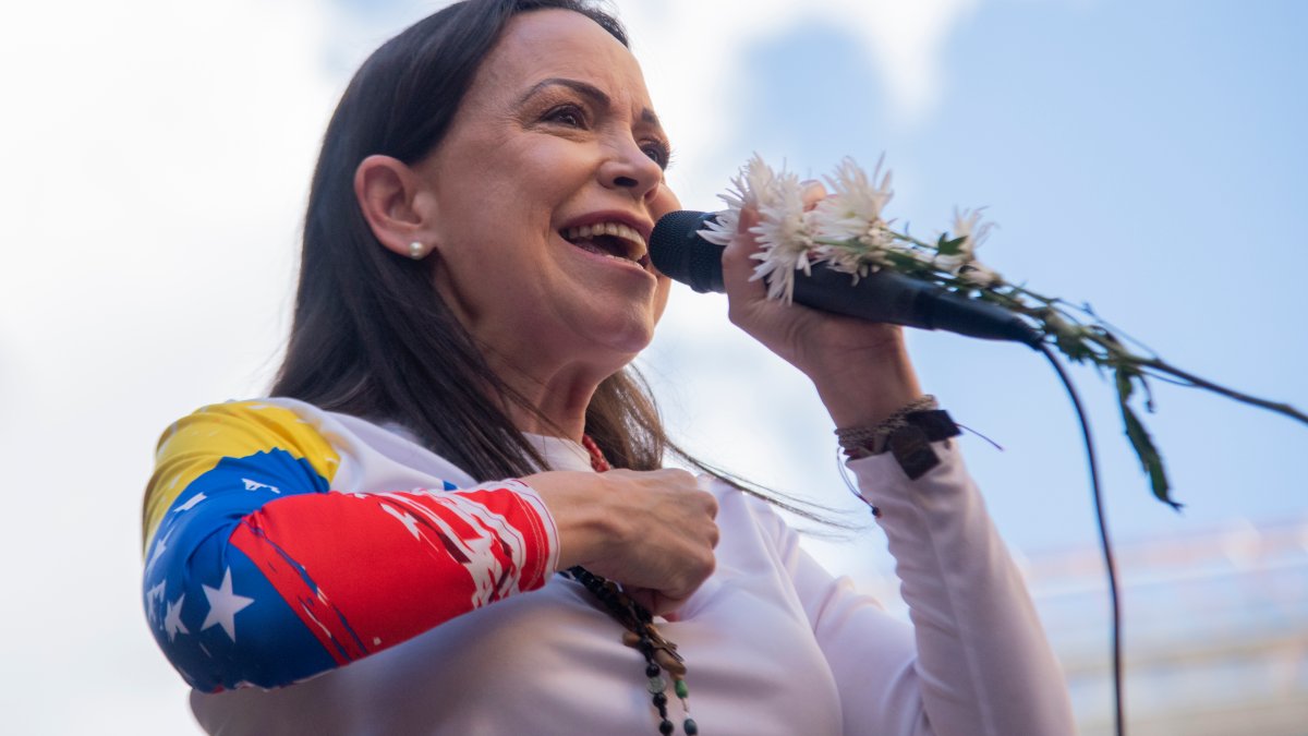 From hiding to Oslo: María Corina Machado travels to Norway to receive the Nobel Peace Prize