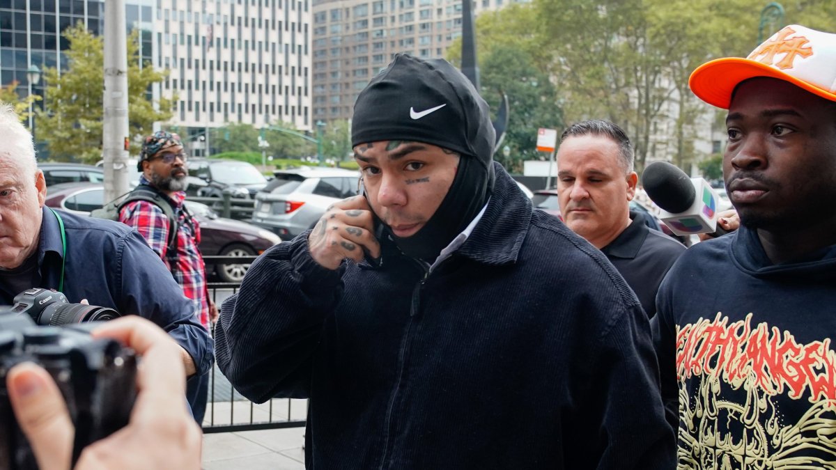 Tekashi 6ix9ine gets 3 months in prison for violating probation in gang case