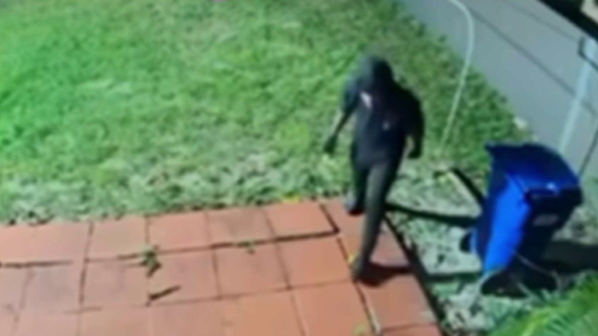 Jeweler says someone broke into her home possibily searching for her jewelry